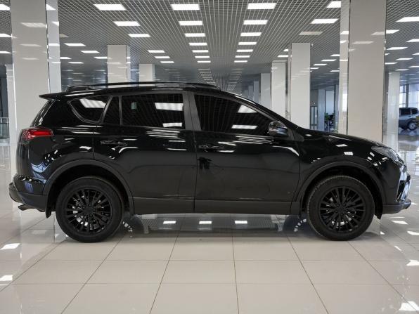 Toyota RAV4 IV (XA40) Рестайлинг с пробегом 2018 года, цена 2 536 000 рублей, 131767 км, внедорожник, Автокод Объявления