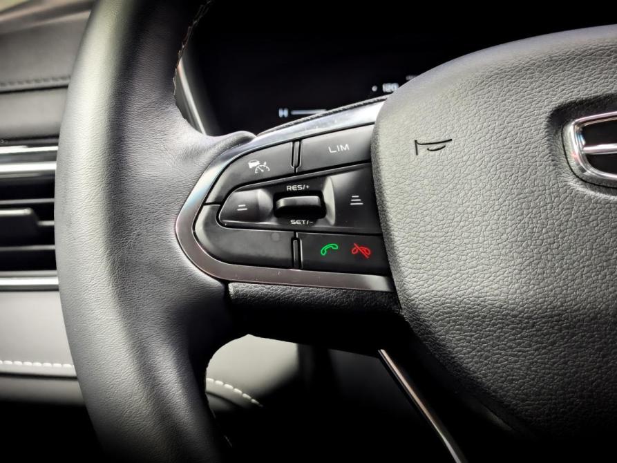 Geely Atlas Pro Москва  - изображение 25