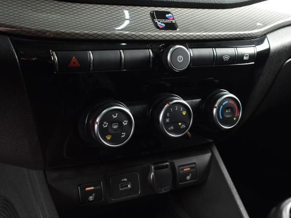 Lada (ВАЗ) Vesta I Рестайлинг (NG) с пробегом 2024 года, цена 1 319 995 рублей, 44242 км, седан, Автокод Объявления