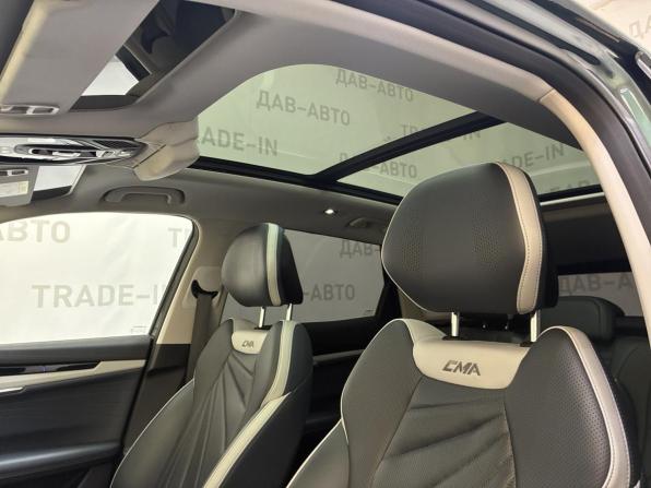 Geely Atlas II с пробегом 2023 года, цена 2 399 000 рублей, 44000 км, внедорожник, Автокод Объявления