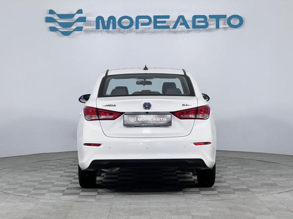 Changan Alsvin с пробегом 2024 года, цена 1 399 000 рублей, 13822 км, седан, Автокод Объявления