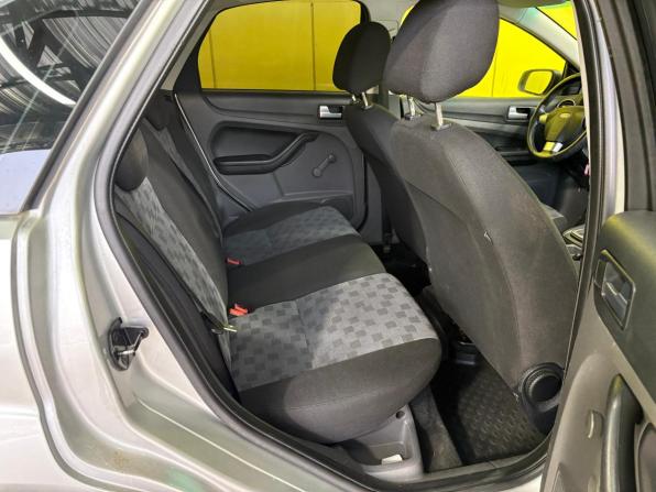 Ford Focus II с пробегом 2005 года, цена 370 000 рублей, 234000 км, седан, Автокод Объявления