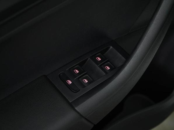Volkswagen Polo VI с пробегом 2020 года, цена 1 550 050 рублей, 84213 км, лифтбек, Автокод Объявления