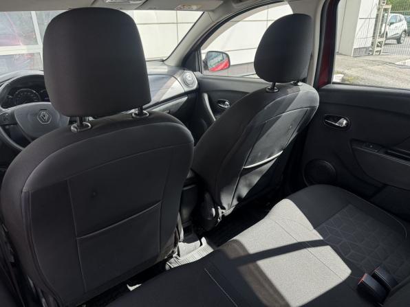 Renault Sandero II с пробегом 2015 года, цена 960 000 рублей, 98800 км, хэтчбек, Автокод Объявления