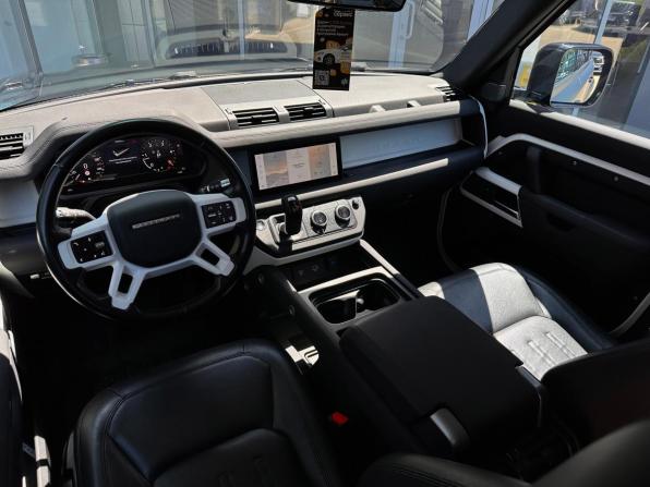 Land Rover Defender II с пробегом 2021 года, цена 4 893 000 рублей, 99313 км, внедорожник, Автокод Объявления