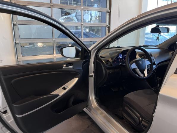 Hyundai Solaris I с пробегом 2012 года, цена 675 000 рублей, 168172 км, седан, Автокод Объявления