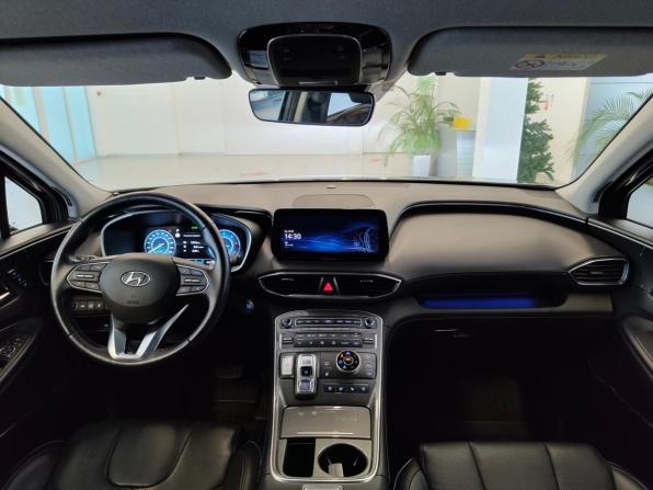 Hyundai Santa Fe IV Рестайлинг с пробегом 2022 года, цена 3 663 000 рублей, 90639 км, внедорожник, Автокод Объявления
