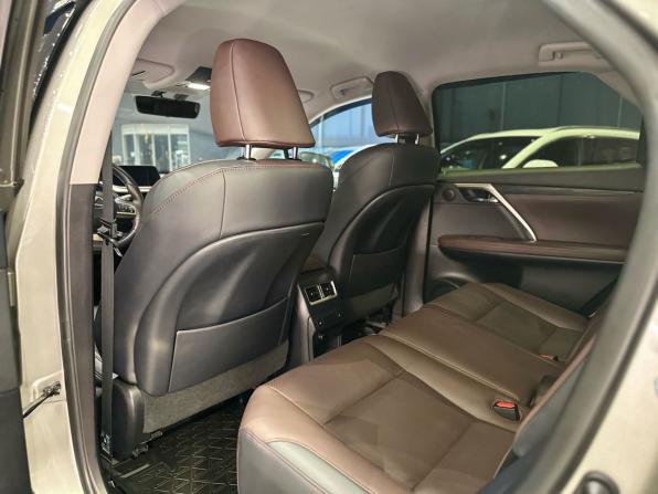 Lexus RX IV с пробегом 2018 года, цена 4 315 000 рублей, 43844 км, внедорожник, Автокод Объявления