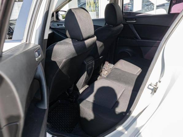 Mazda 3 II (BL) Рестайлинг с пробегом 2012 года, цена 820 000 рублей, 246041 км, седан, Автокод Объявления