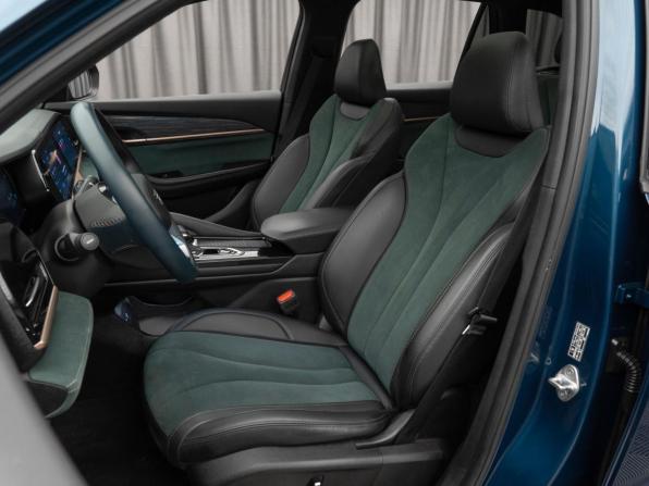 Geely Monjaro I с пробегом 2023 года, цена 2 940 000 рублей, 64288 км, внедорожник, Автокод Объявления