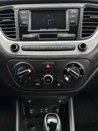 Hyundai Solaris II с пробегом 2018 года, цена 1 270 000 рублей, 91253 км, седан, Автокод Объявления