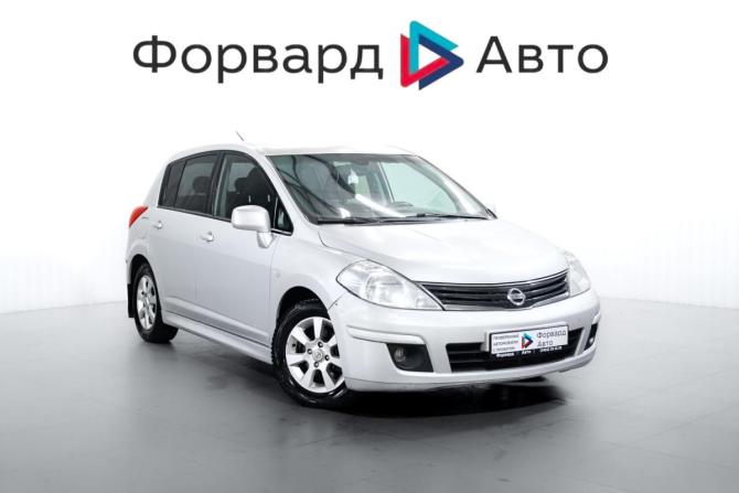 Nissan Tiida I Рестайлинг