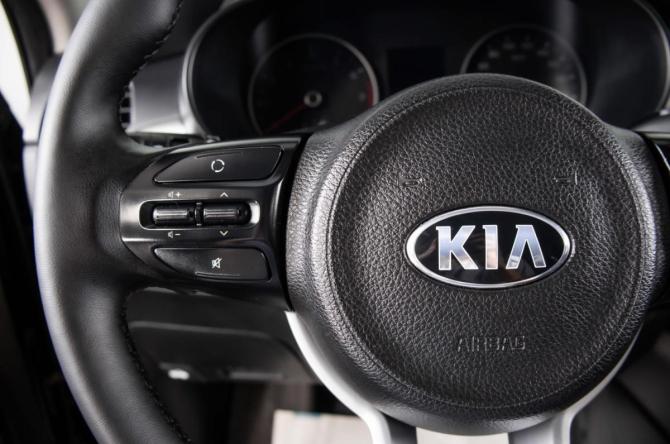 Kia Rio IV с пробегом 2018 года, цена 1 329 000 рублей, 152000 км, седан, Автокод Объявления