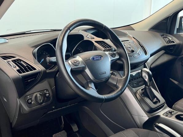 Ford Kuga II с пробегом 2015 года, цена 1 470 000 рублей, 111316 км, внедорожник, Автокод Объявления