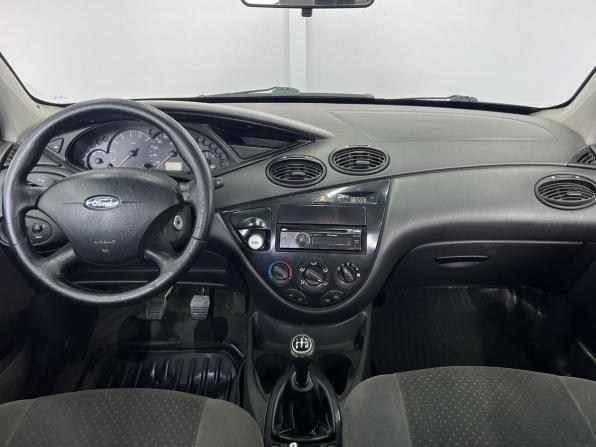 Ford Focus I Рестайлинг с пробегом 2004 года, цена 309 000 рублей, 307401 км, седан, Автокод Объявления