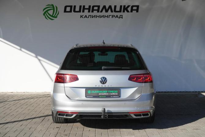 Volkswagen Passat B8 Рестайлинг с пробегом 2021 года, цена 2 180 000 рублей, 150561 км, универсал, Автокод Объявления