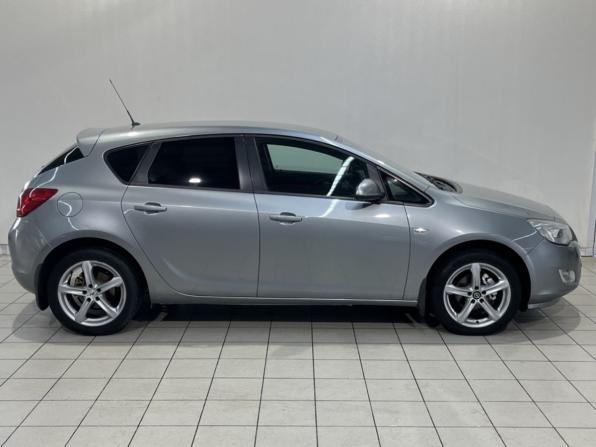 Opel Astra J с пробегом 2010 года, цена 570 100 рублей, 179139 км, хэтчбек, Автокод Объявления