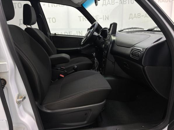 Chevrolet Niva I Рестайлинг с пробегом 2019 года, цена 750 000 рублей, 129000 км, внедорожник, Автокод Объявления