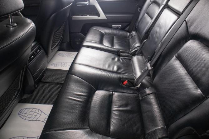 Toyota Land Cruiser 200 Series Рестайлинг 1 с пробегом 2013 года, цена 3 899 000 рублей, 288584 км, внедорожник, Автокод Объявления