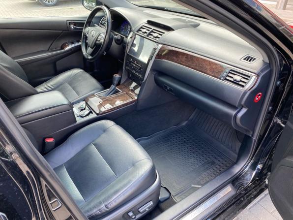 Toyota Camry VII (XV50) Рестайлинг 2 с пробегом 2017 года, цена 2 490 000 рублей, 160347 км, седан, Автокод Объявления