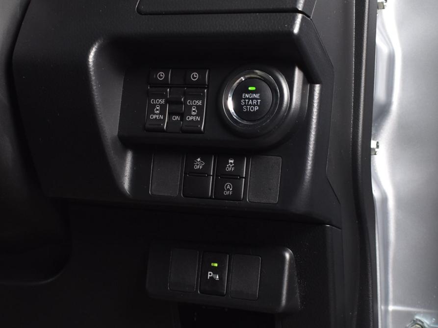 Toyota Roomy I Рестайлинг Кемерово  - изображение 23