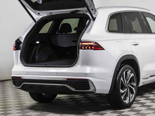 Geely Monjaro I с пробегом 2023 года, цена 3 356 100 рублей, 36200 км, внедорожник, Автокод Объявления
