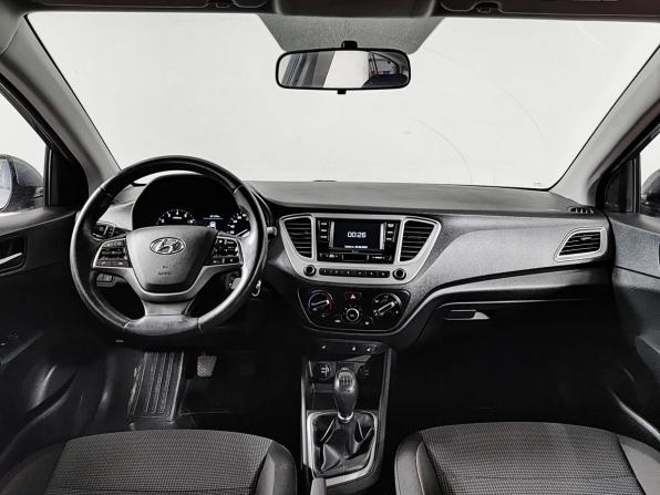 Hyundai Solaris II с пробегом 2019 года, цена 1 235 000 рублей, 53000 км, седан, Автокод Объявления