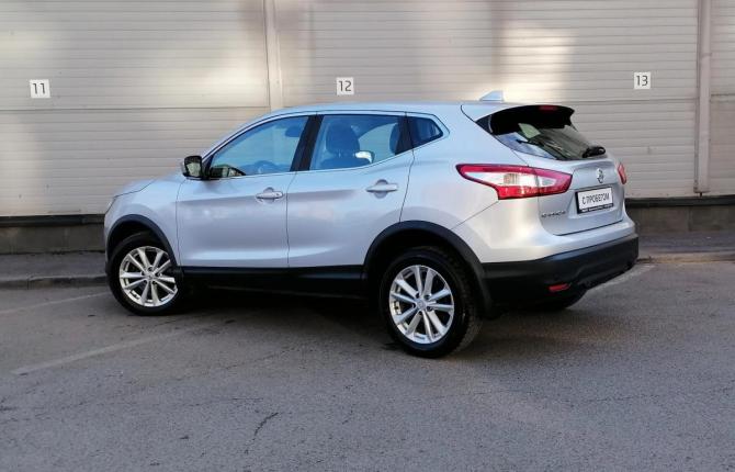 Nissan Qashqai II с пробегом 2017 года, цена 1 629 000 рублей, 111118 км, внедорожник, Автокод Объявления