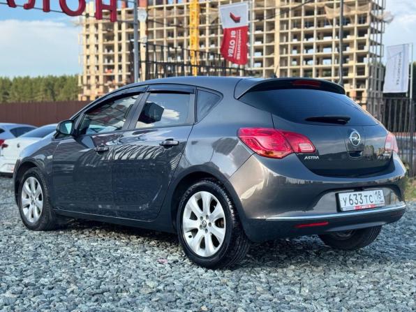 Opel Astra J Рестайлинг с пробегом 2013 года, цена 749 000 рублей, 196800 км, хэтчбек, Автокод Объявления