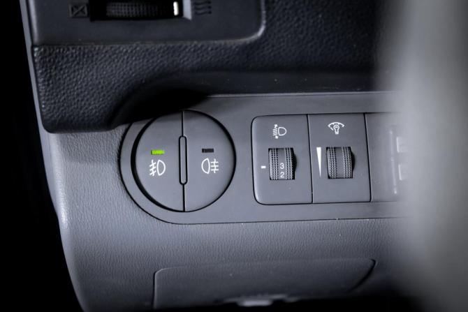 Hyundai H-1 II с пробегом 2011 года, цена 1 270 000 рублей, 450000 км, минивэн, Автокод Объявления