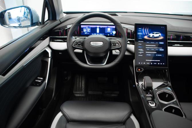 Geely Atlas II с пробегом 2024 года, цена 3 000 000 рублей, 14292 км, внедорожник, Автокод Объявления