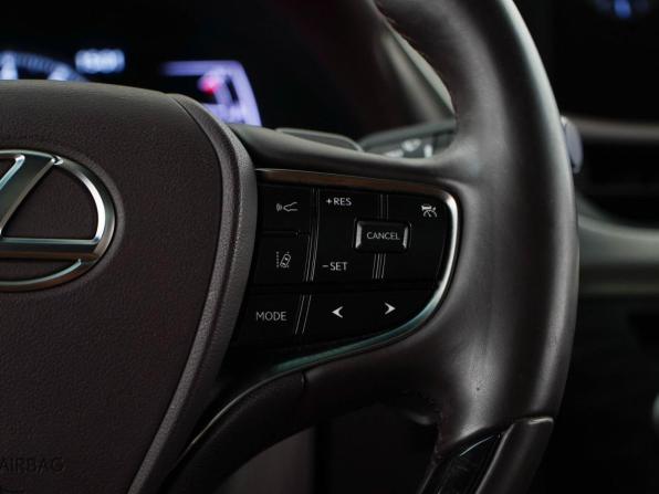 Lexus ES VII Рестайлинг с пробегом 2021 года, цена 4 618 888 рублей, 71562 км, седан, Автокод Объявления