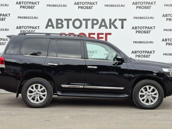 Toyota Land Cruiser 200 Series Рестайлинг 2 с пробегом 2016 года, цена 5 447 000 рублей, 175432 км, внедорожник, Автокод Объявления