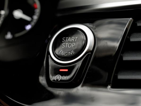 BMW 5 серии VII (G30/G31/G38) с пробегом 2018 года, цена 2 700 000 рублей, 200092 км, универсал, Автокод Объявления