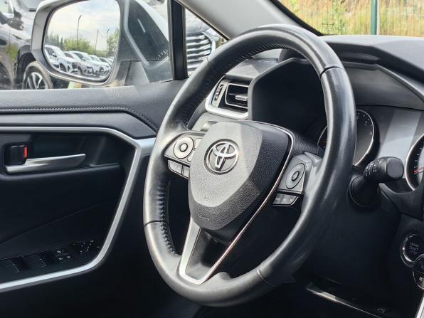 Toyota RAV4 V (XA50) с пробегом 2021 года, цена 3 139 000 рублей, 86717 км, внедорожник, Автокод Объявления