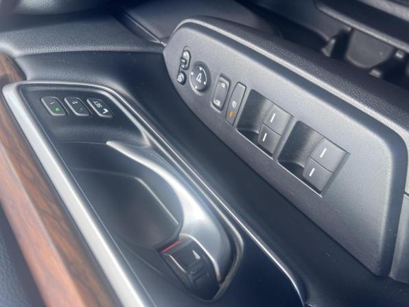 Honda CR-V V с пробегом 2018 года, цена 2 447 000 рублей, 196608 км, внедорожник, Автокод Объявления