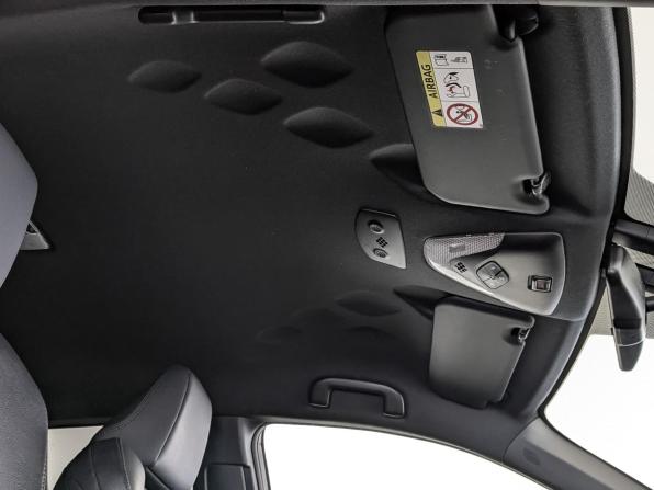 Toyota C-HR I Рестайлинг с пробегом 2021 года, цена 2 899 000 рублей, 55095 км, внедорожник, Автокод Объявления