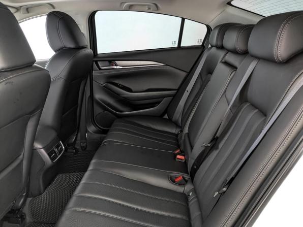 Mazda 6 III (GJ) Рестайлинг 2 с пробегом 2023 года, цена 3 365 000 рублей, 15839 км, седан, Автокод Объявления