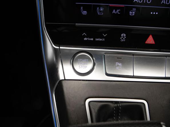 Audi A7 II (4K) с пробегом 2018 года, цена 3 997 000 рублей, 120180 км, лифтбек, Автокод Объявления