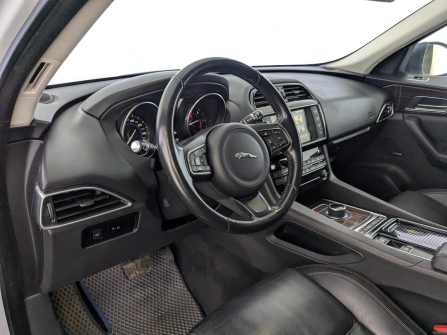 Jaguar F-Pace I Москва  - изображение 20