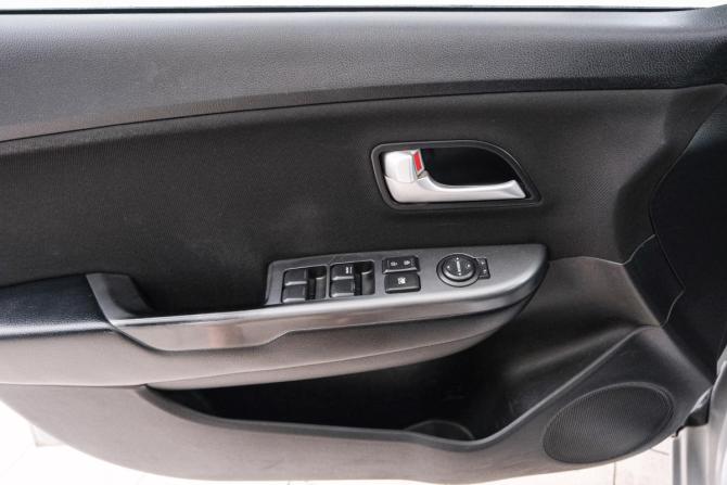Kia Rio III с пробегом 2013 года, цена 799 000 рублей, 215976 км, седан, Автокод Объявления