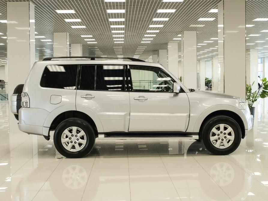 Mitsubishi Pajero IV Рестайлинг 1 Самара  - изображение 5