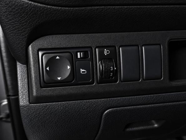 Nissan Note I Рестайлинг с пробегом 2013 года, цена 669 000 рублей, 184133 км, хэтчбек, Автокод Объявления