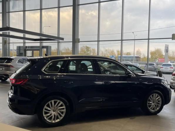 Volkswagen Touareg III Рестайлинг с пробегом 2025 года, цена 8 390 000 рублей, 15 км, внедорожник, Автокод Объявления