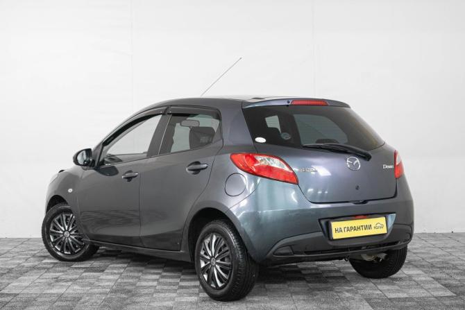Mazda Demio III (DE) с пробегом 2009 года, цена 649 000 рублей, 113000 км, хэтчбек, Автокод Объявления