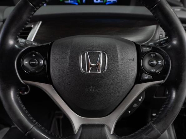 Honda Jade I с пробегом 2017 года, цена 1 249 000 рублей, 226974 км, компактвэн, Автокод Объявления