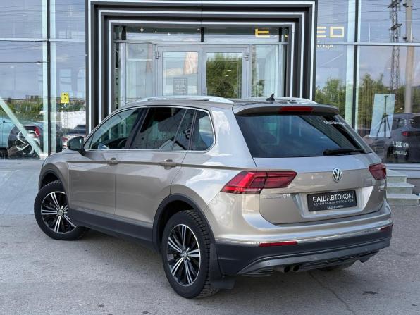 Volkswagen Tiguan II с пробегом 2017 года, цена 2 300 000 рублей, 183410 км, внедорожник, Автокод Объявления