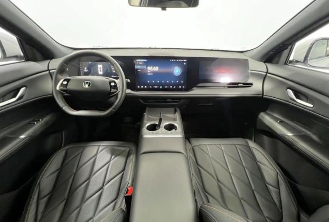Changan CS75 Plus IV с пробегом 2025 года, цена 3 575 000 рублей, 4793 км, внедорожник, Автокод Объявления