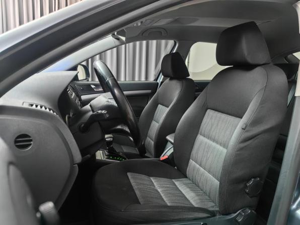Skoda Octavia II (A5) Рестайлинг с пробегом 2012 года, цена 888 000 рублей, 186812 км, лифтбек, Автокод Объявления