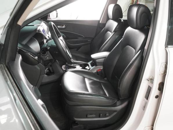 Hyundai Santa Fe III с пробегом 2015 года, цена 1 699 000 рублей, 230572 км, внедорожник, Автокод Объявления